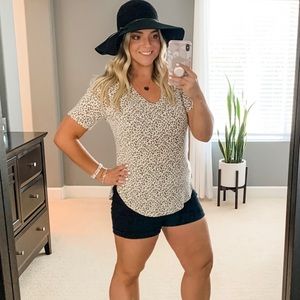 Women’s size 12 American Eagle curvy high-rise short